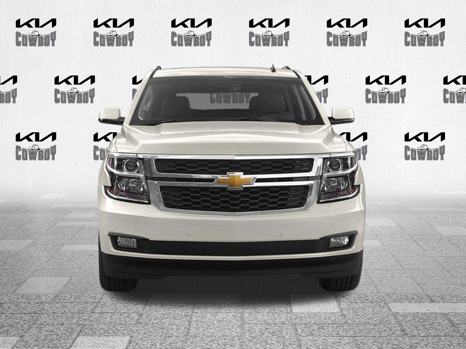 Used 2017 Iridescent Pearl Tricoat Chevrolet LT 1500 image 7