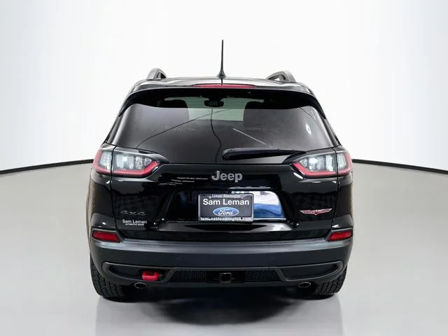 Certified Used 2021 Diamond Black Jeep Trailhawk image 6