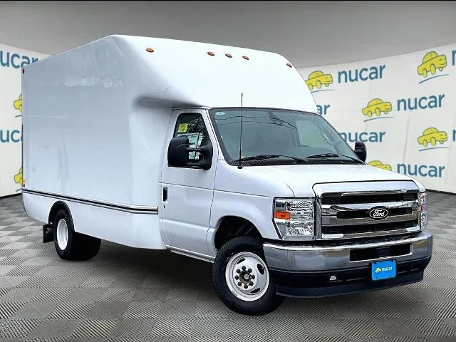 2026 Ford E-Series Cutaway Base - Photo 31
