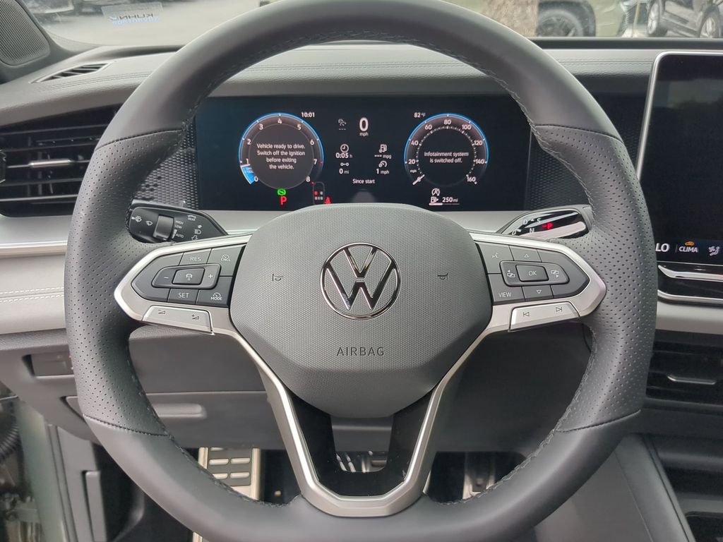 New 2026 Green Volkswagen 2.0T SE R-Line Black image 30