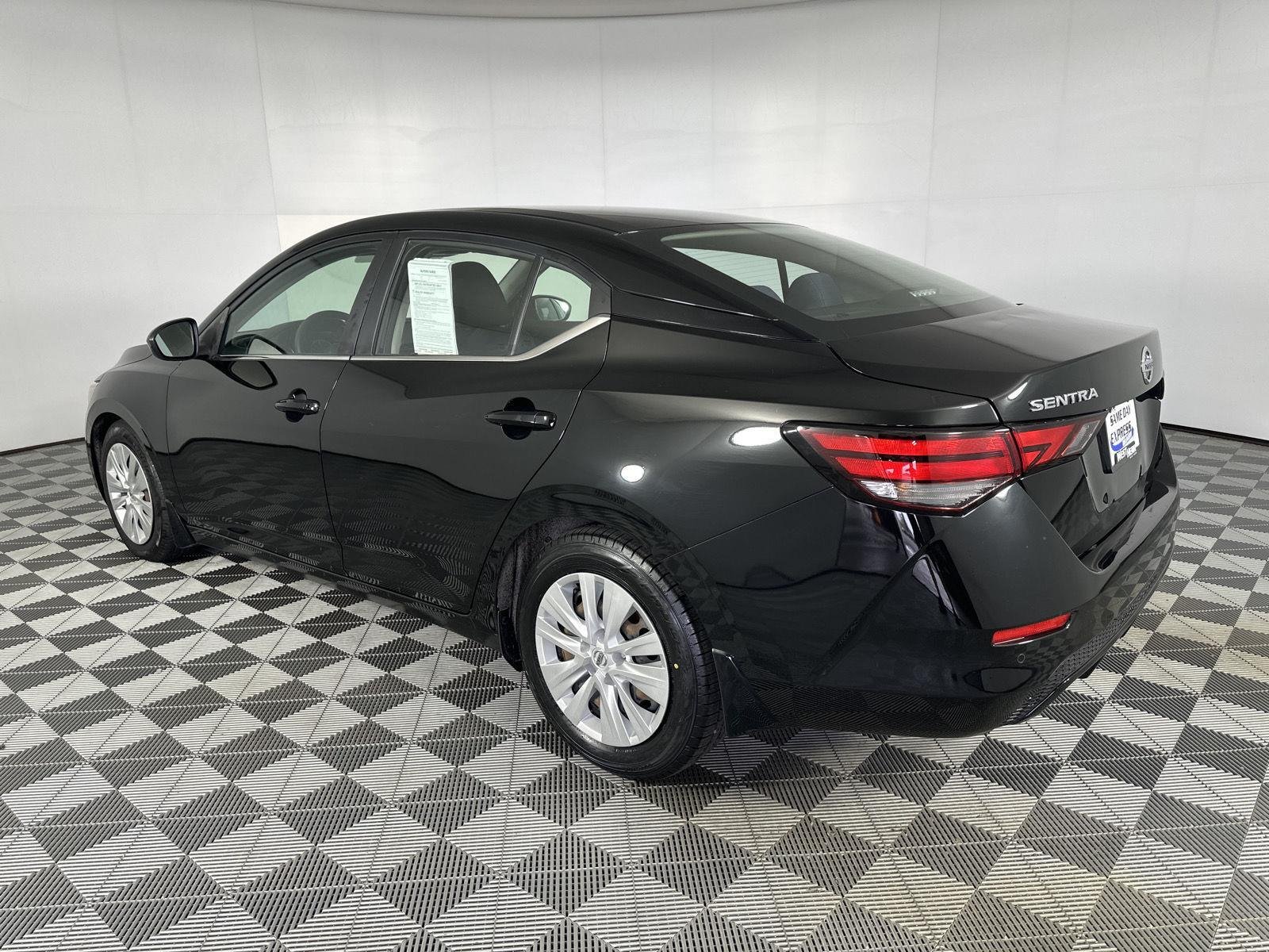Used 2020 Super Black Nissan S image 5