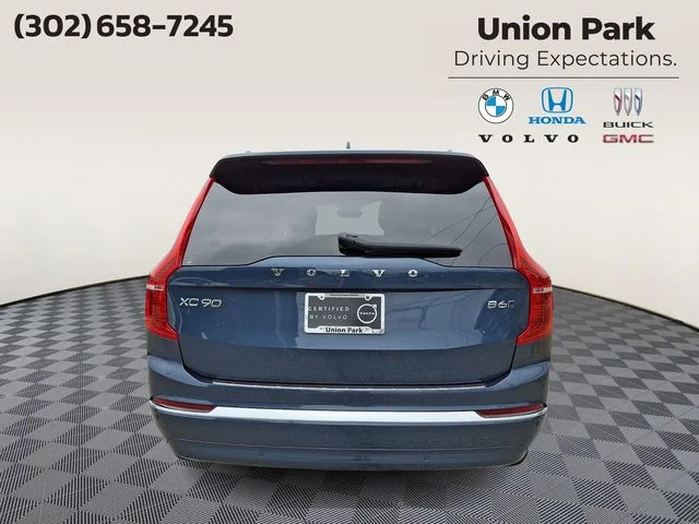 Used 2023 Denim Blue Metallic Volvo B6 Plus 6-Seater image 5