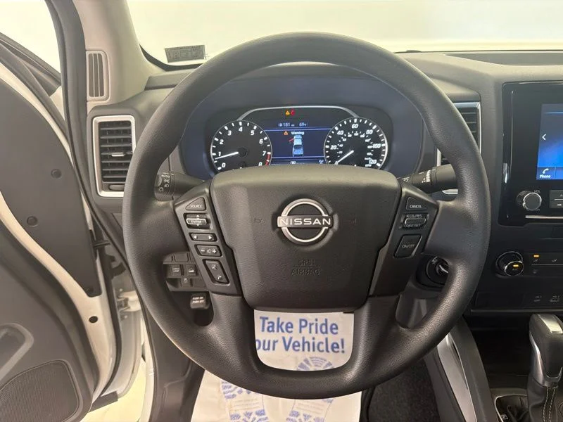 Used 2022 White Nissan SV image 19