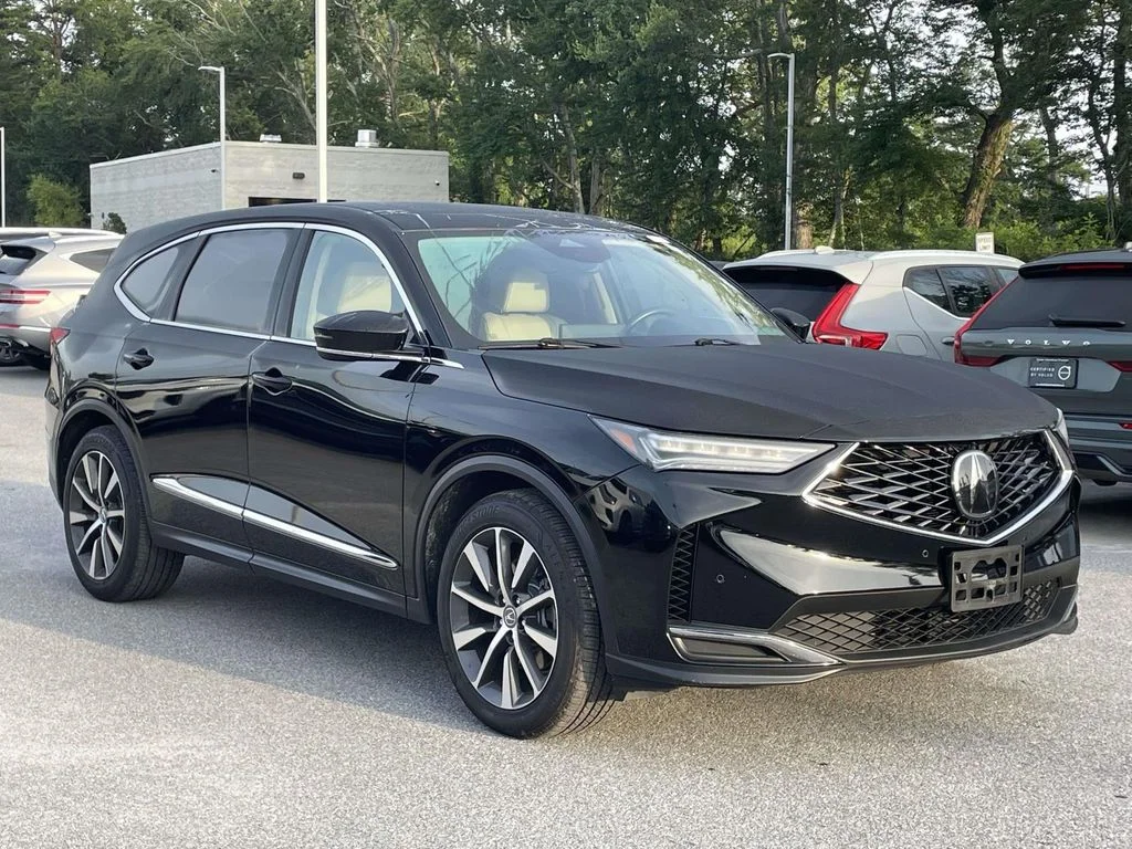 Used 2025 Black Acura w/Technology Package image 1