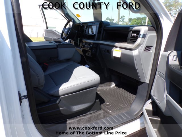 New 2026 Oxford White Ford F-350® XL image 24