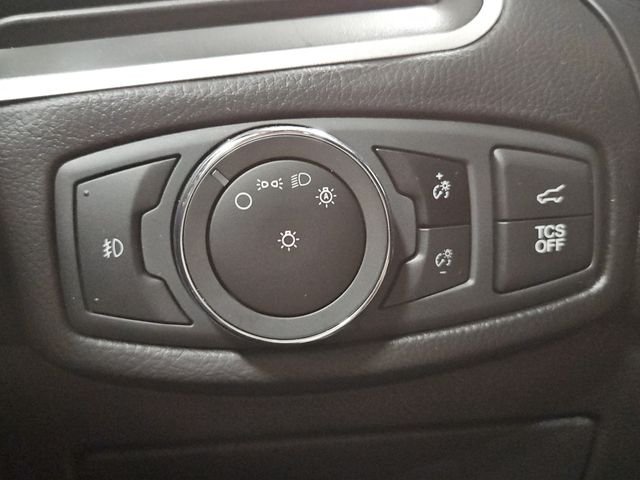 Used 2023 Black Ford SEL image 30