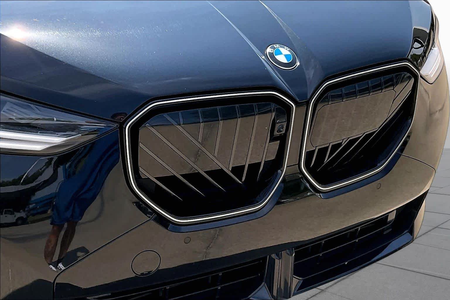 Used 2026 Black Sapphire Metallic BMW 30 xDrive image 29