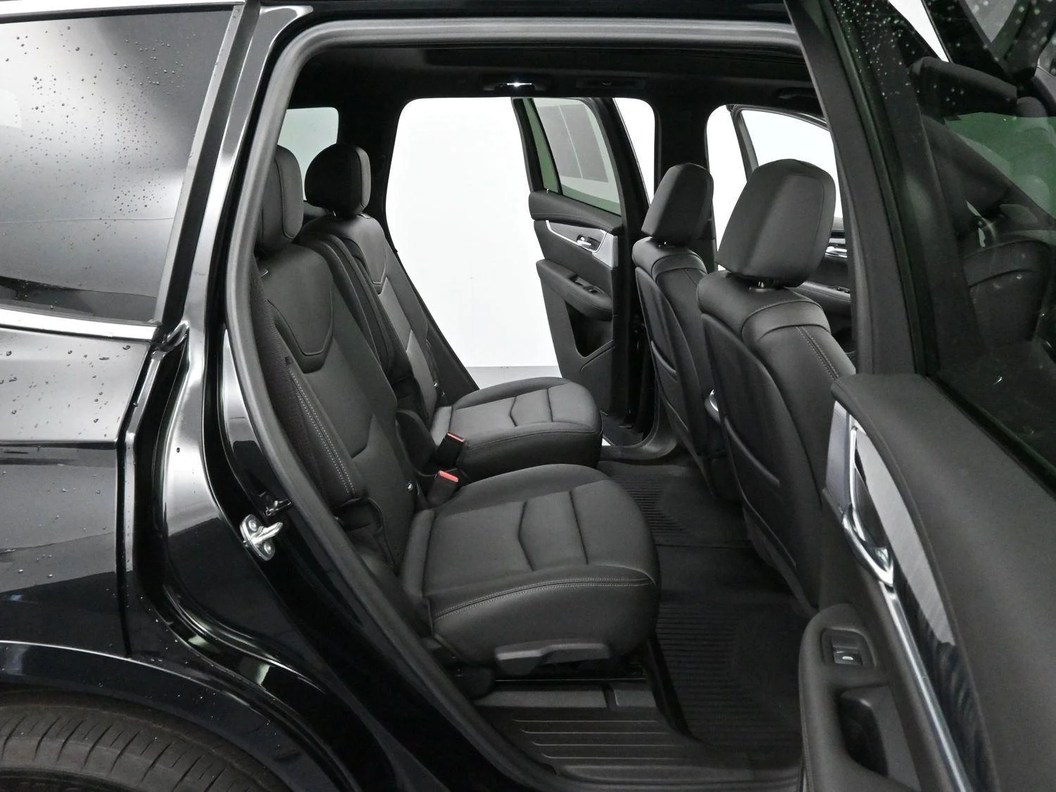 Used 2024 Stellar Black Metallic Cadillac Premium Luxury image 35