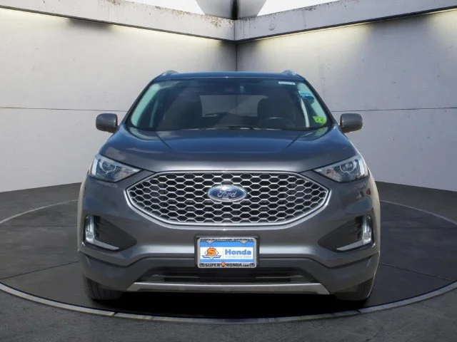Used 2024 Gray Metallic Ford SEL image 3
