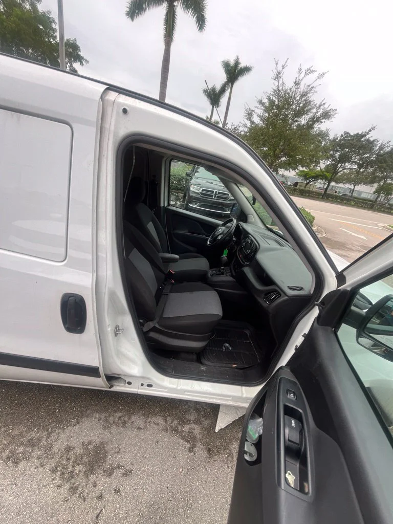 Used 2016 Bright White Ram Tradesman image 37