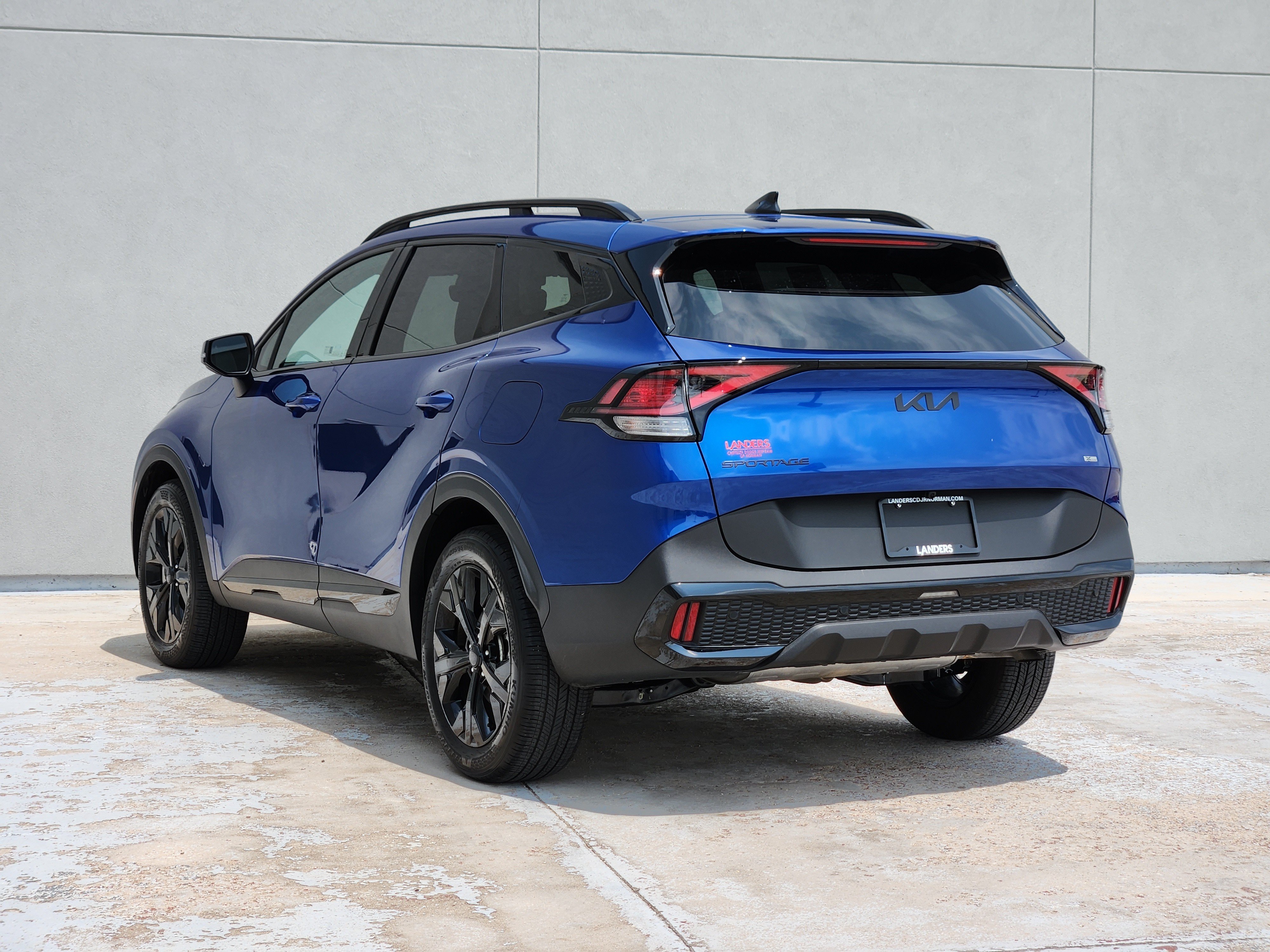 Used 2025 Sapphire Blue Kia X-Line image 6