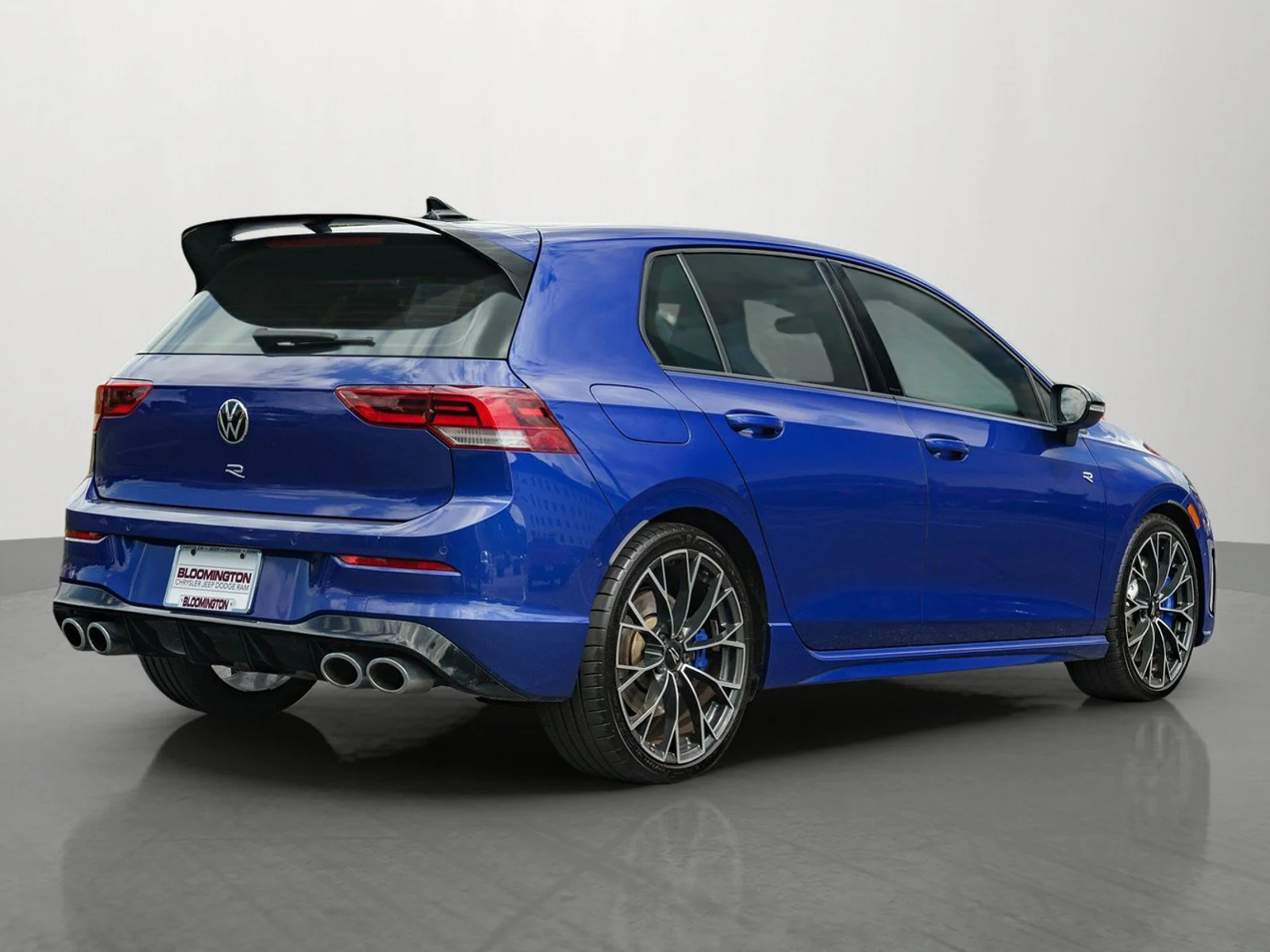 Used 2025 Lapiz Blue Metallic Volkswagen 2.0T image 7