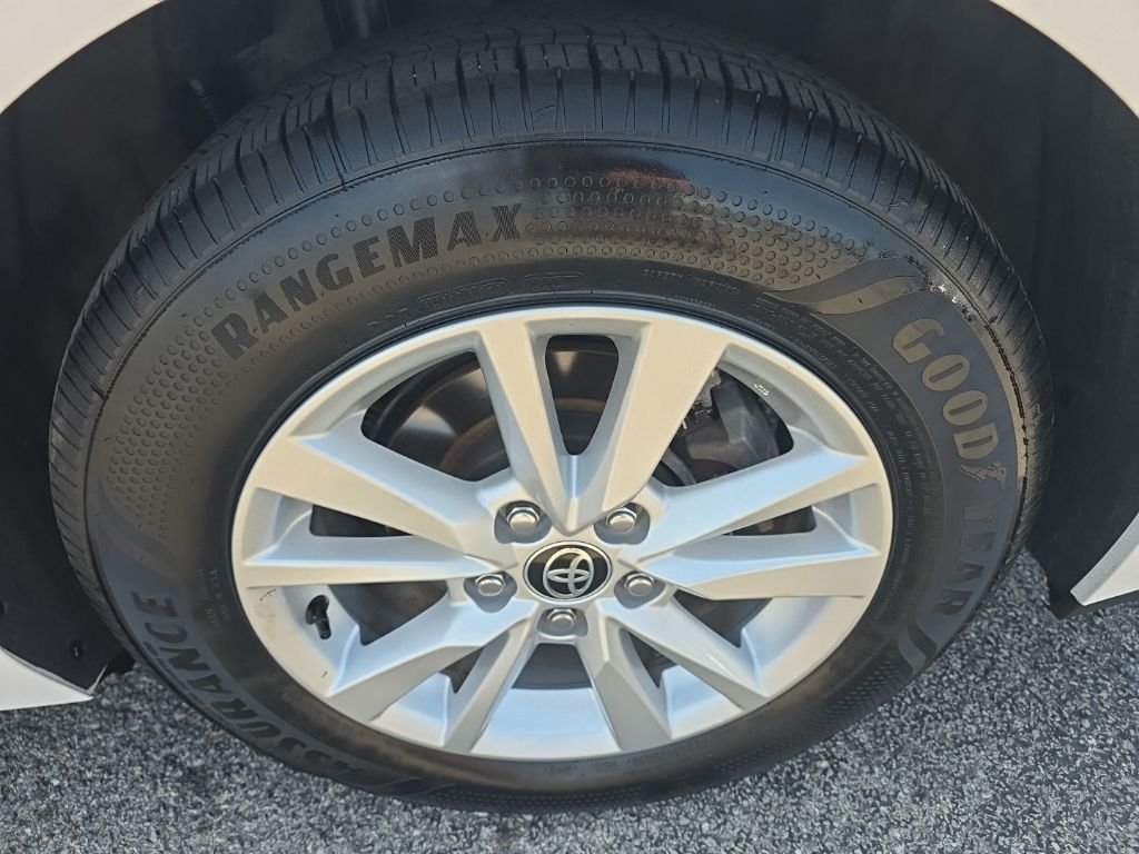 Used 2025 White Toyota LE image 7