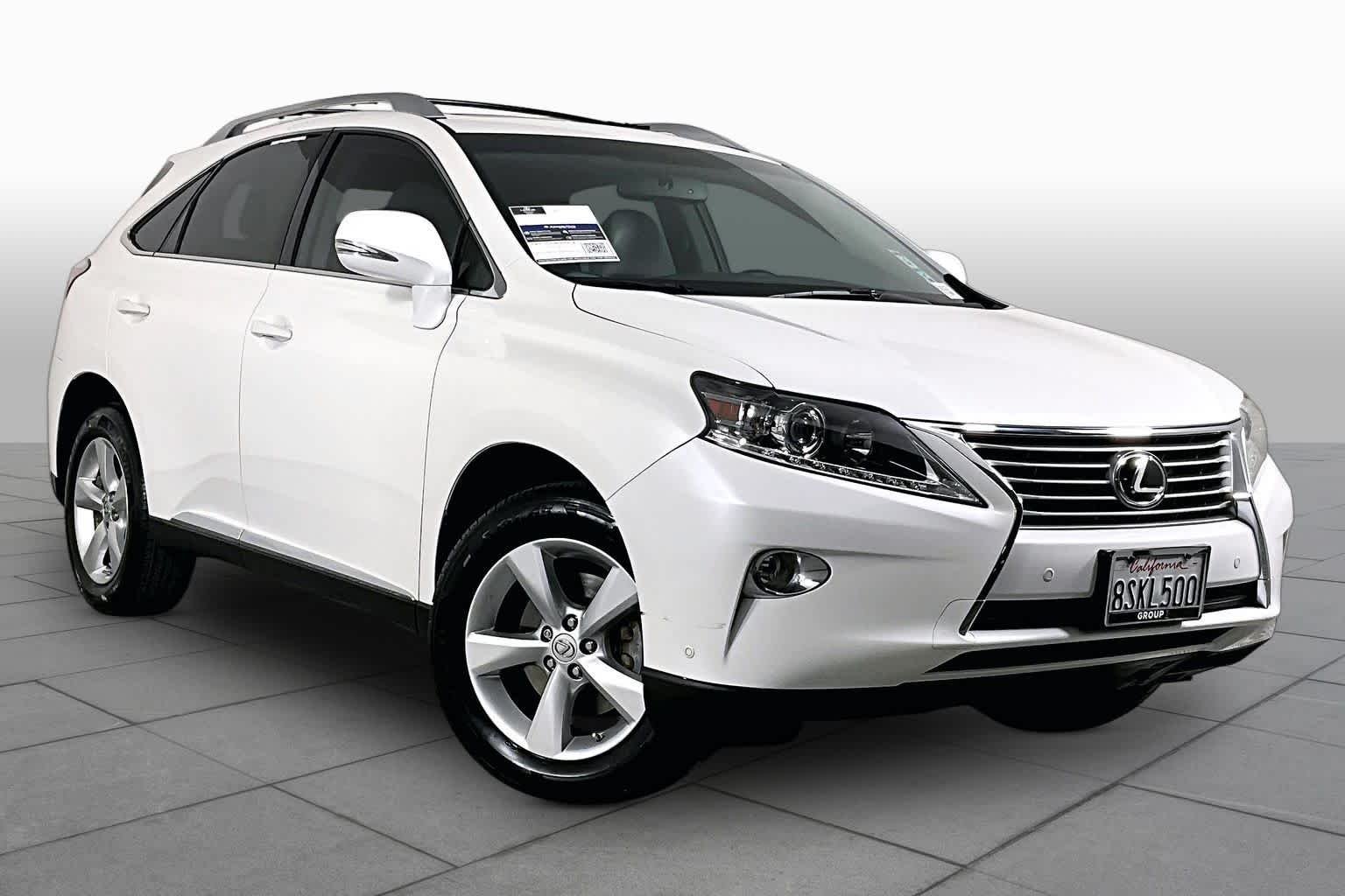 Used 2015 Starfire Pearl Lexus  image 2