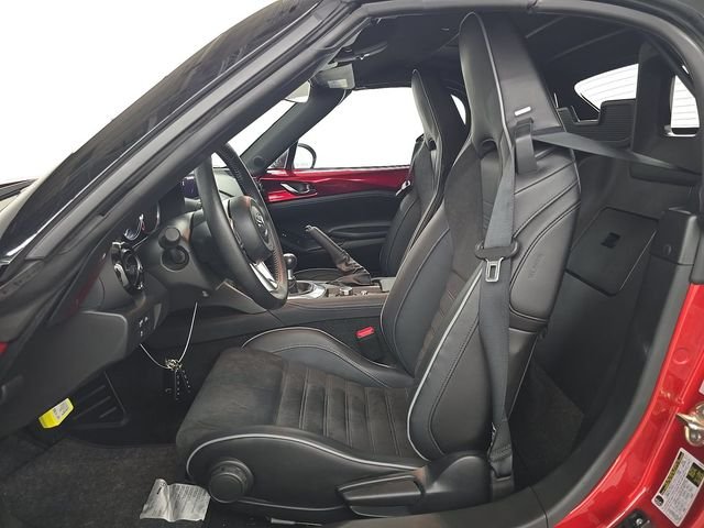 Used 2025 Red Mazda Club image 5