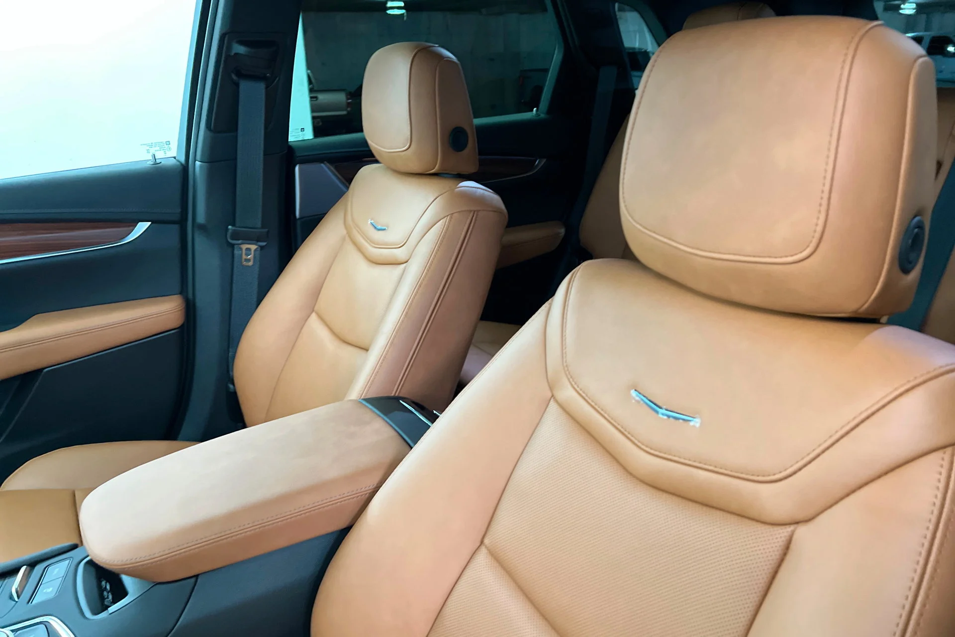 New 2026 Crystal White Tricoat Cadillac Premium Luxury image 16