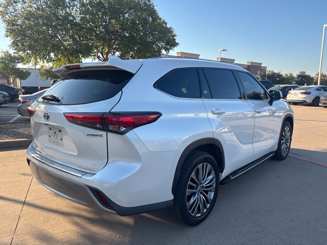 Used 2020 White Toyota Platinum image 5
