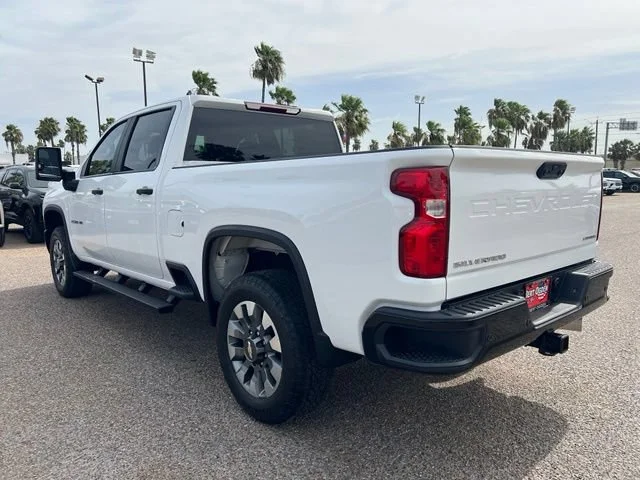 Used 2025 Summit White Chevrolet Custom image 5