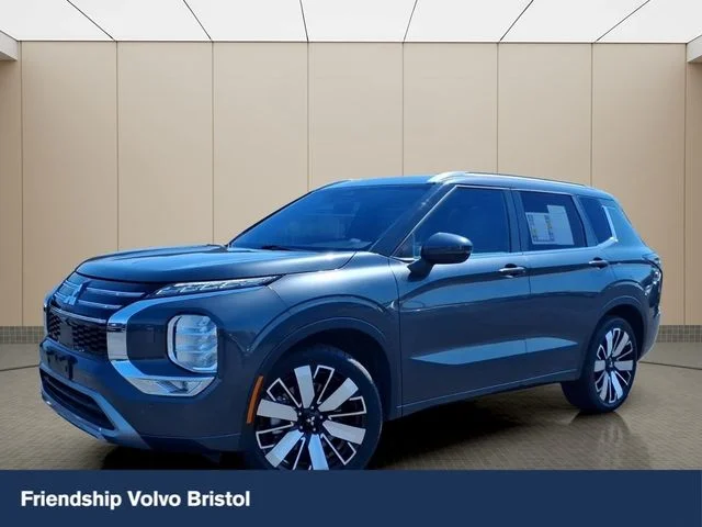 2025 Mitsubishi Outlander SEL S-AWC's photo