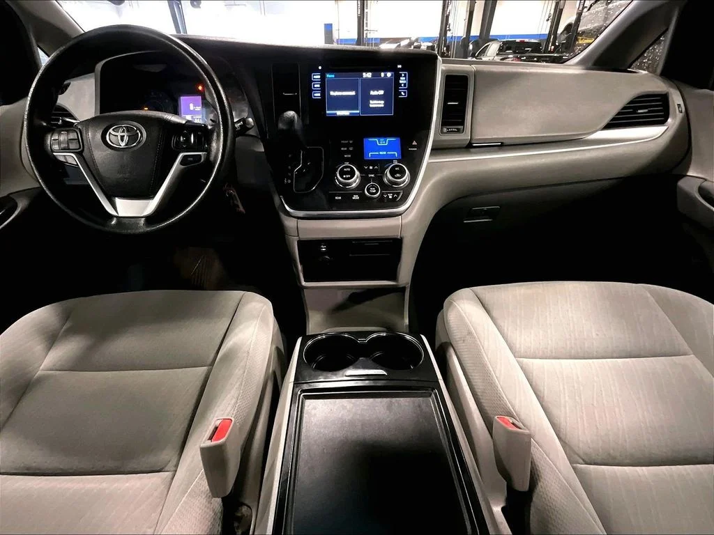 Used 2017 Gray Toyota LE image 22