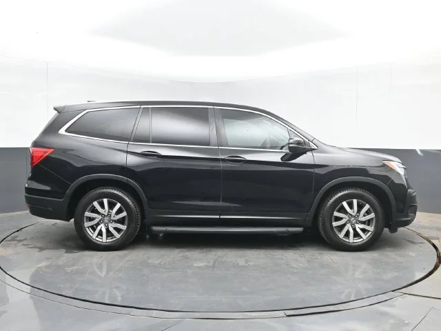 Used 2022 Crystal Black Pearl Honda EX-L image 11