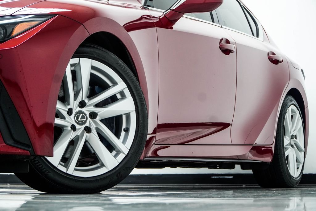 Used 2023 Red Lexus 300 image 3