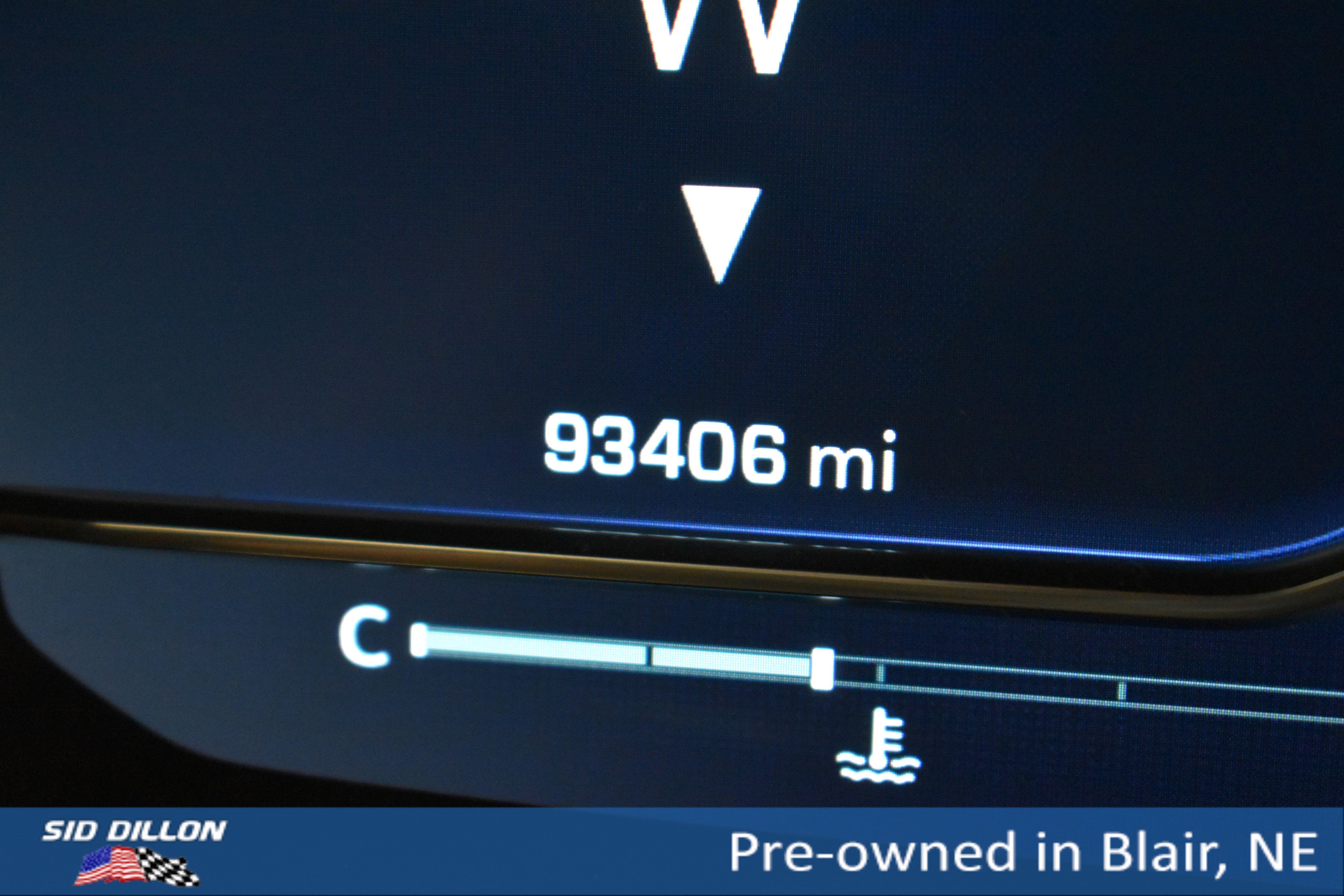 2022 Chevrolet Suburban RST - Photo 16