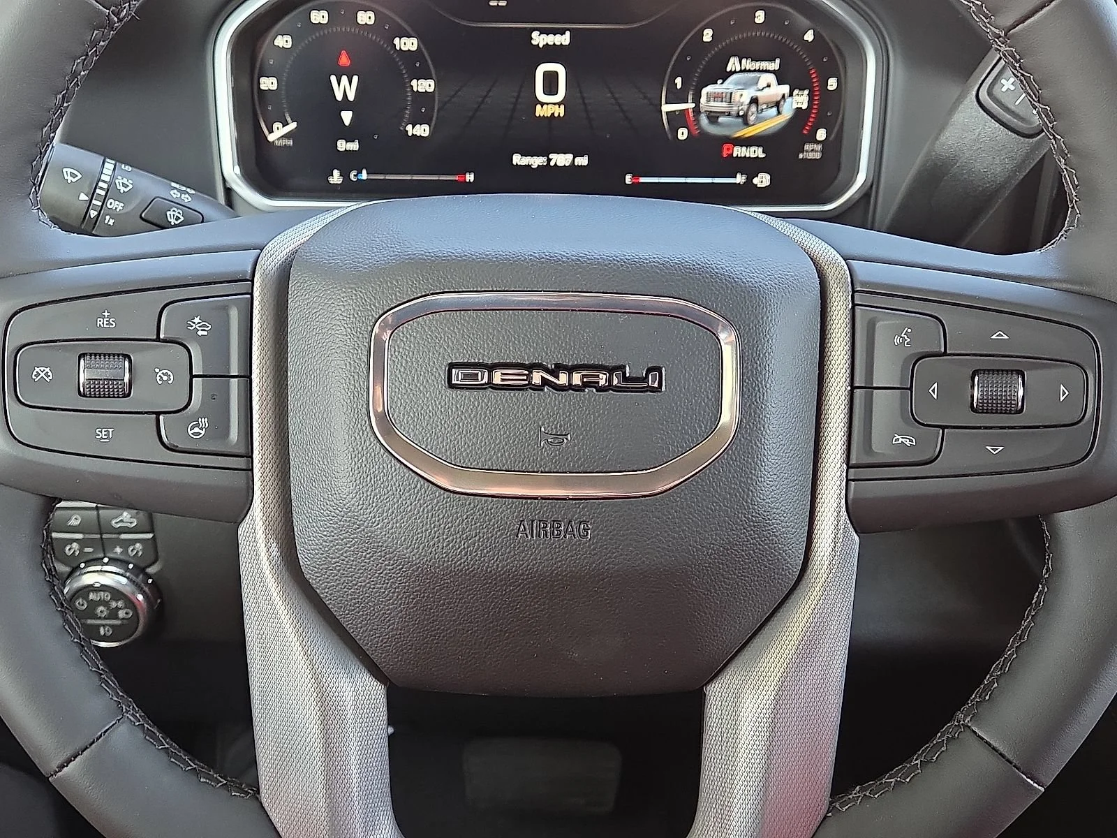 2026 GMC Sierra 2500HD Denali - Photo 13
