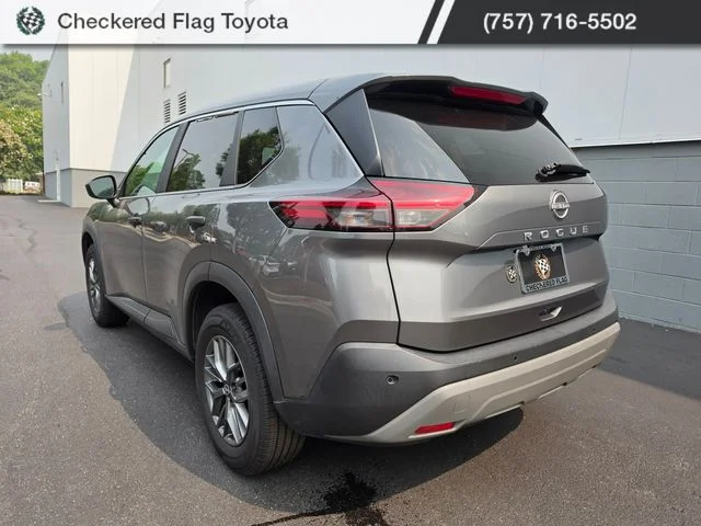 Used 2023 Gun Metallic Nissan S image 5
