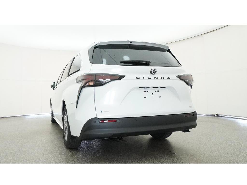 New 2026 Wind Chill Pearl Toyota XLE image 22