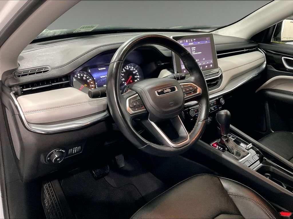 Used 2022 White Jeep Limited image 8