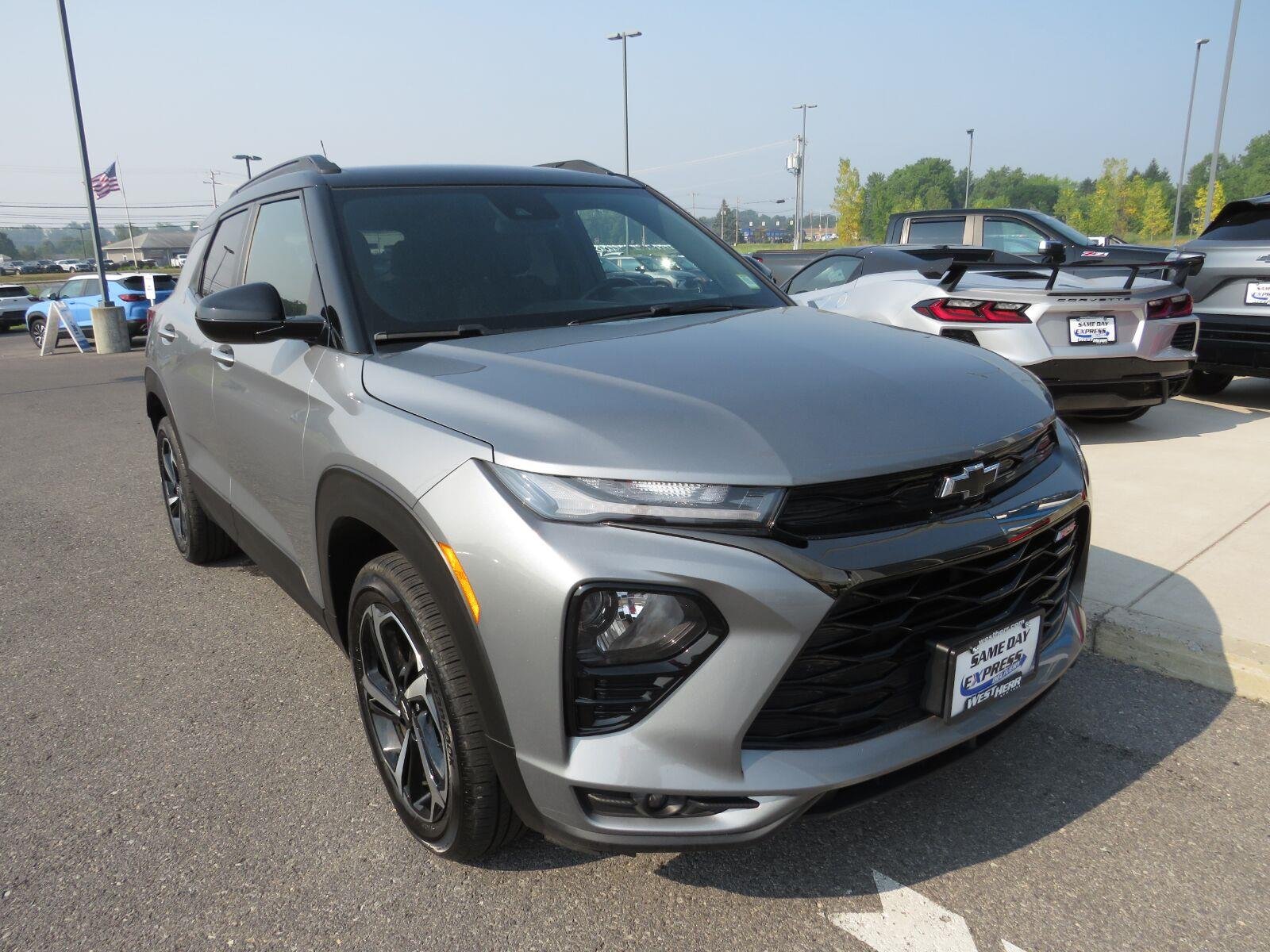 Used 2023 Sterling Gray Metallic Chevrolet RS image 2