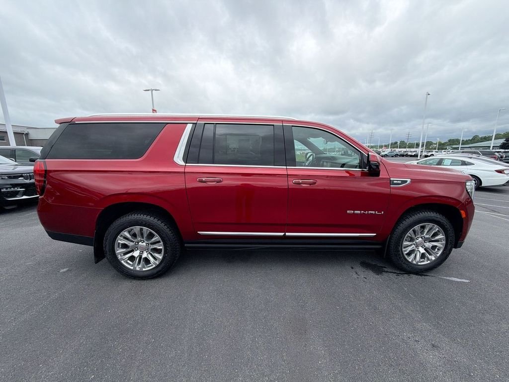 Used 2023 Red GMC Denali image 9