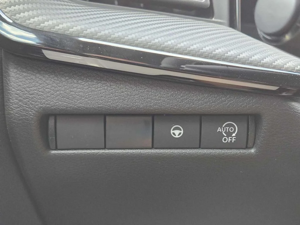 2025 Nissan Kicks SR - Photo 22