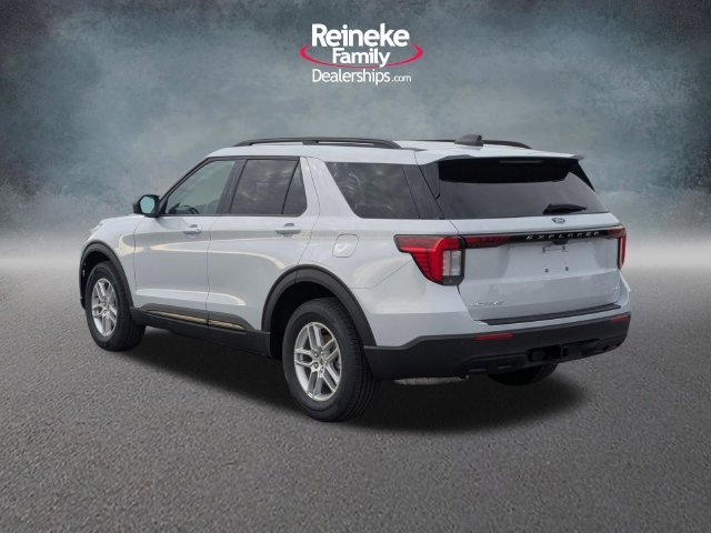 New 2026 Space White Metallic Ford Active image 8