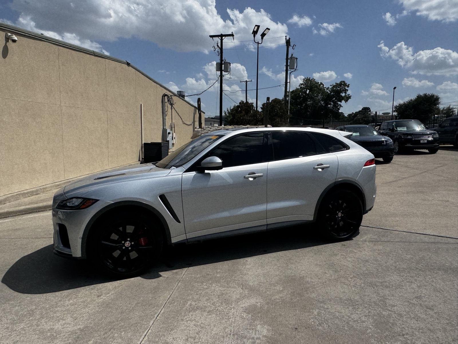 Used 2020 Indus Silver Metallic Jaguar SVR V8 image 3