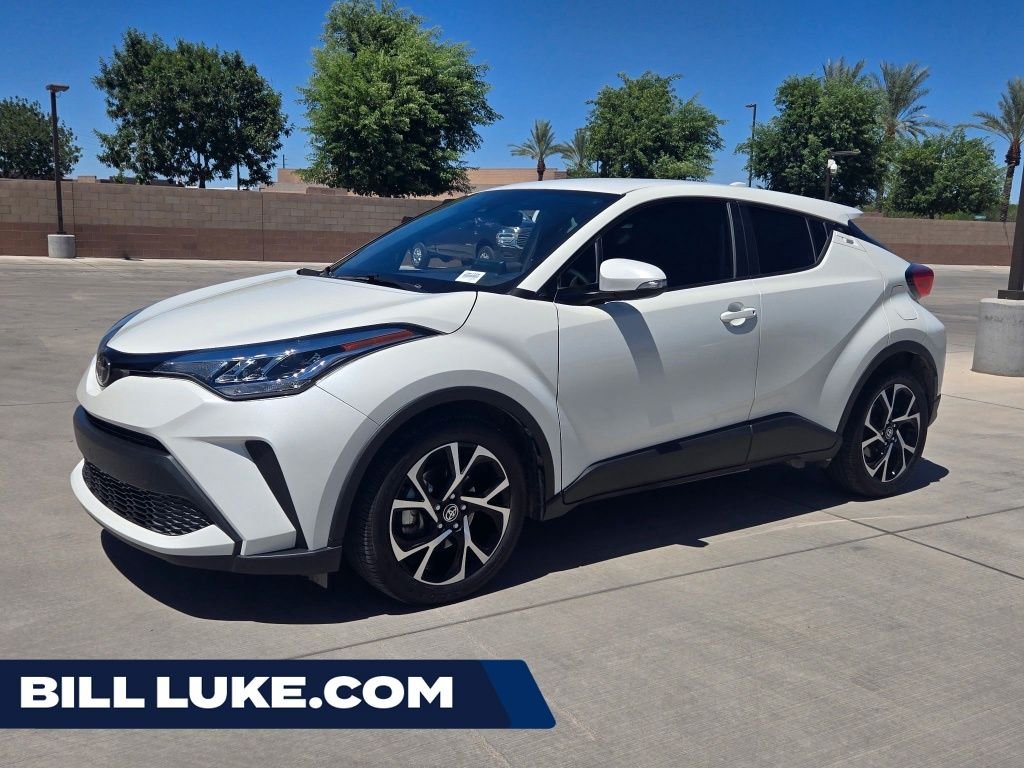 Used 2021 White Toyota XLE image 1