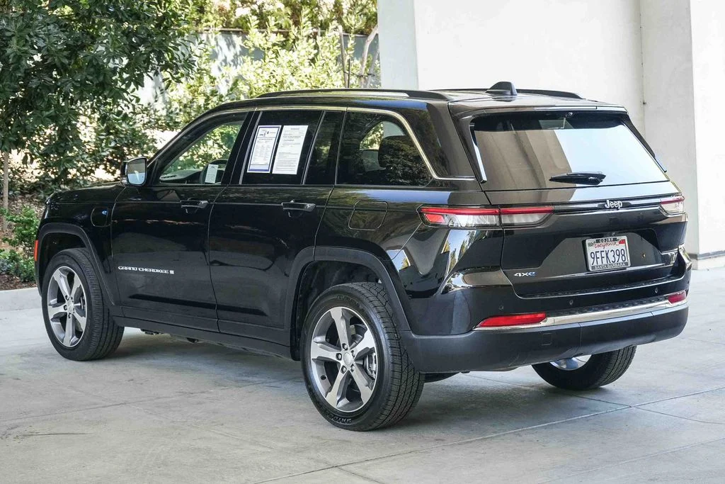 Used 2023 Black Jeep 4xe image 4