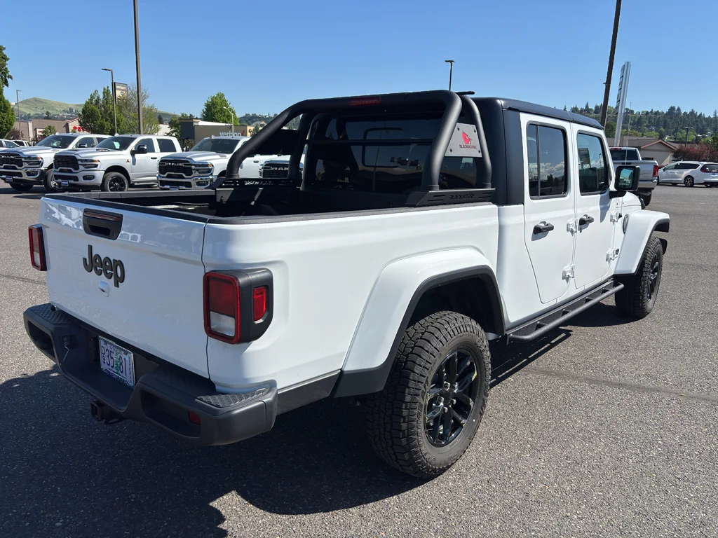 Used 2023 Bright White Clearcoat Jeep Sport S image 6