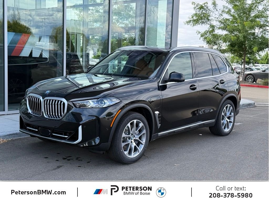 2026 BMW X5 xDrive50e's photo