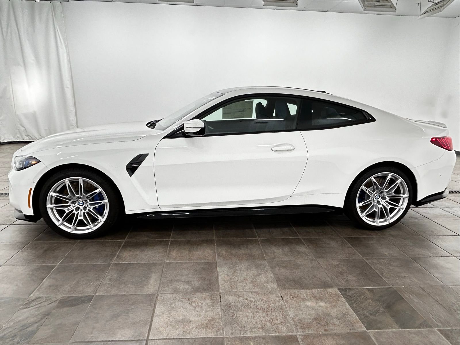 New 2026 Alpine White BMW Competition image 3