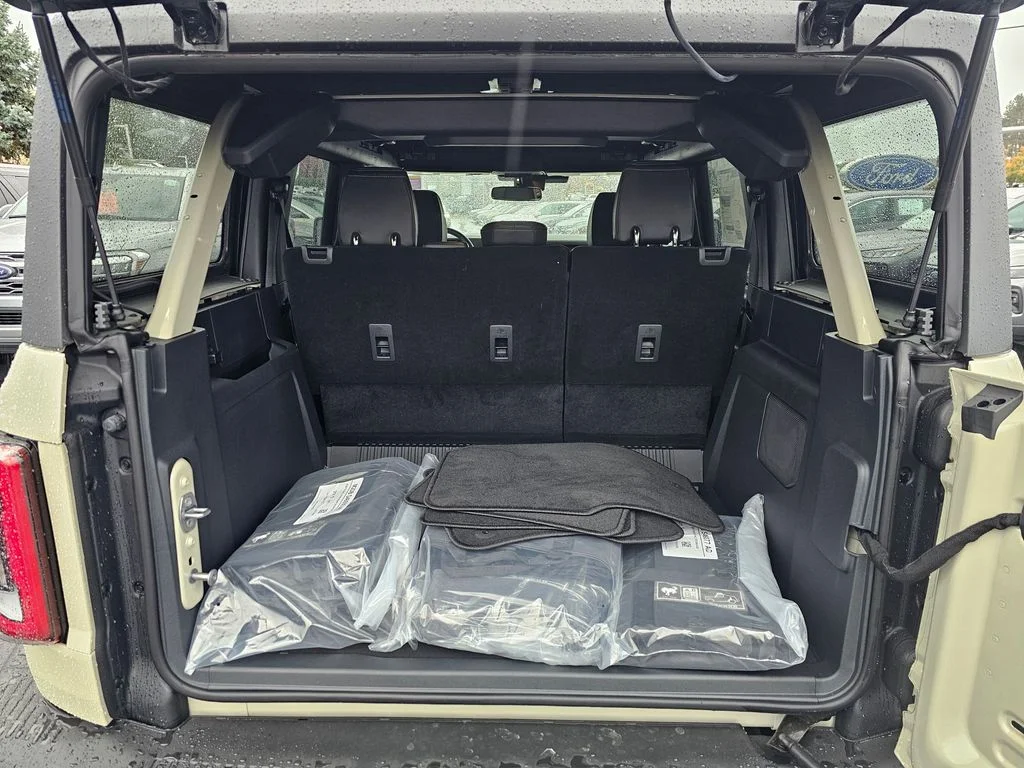 New 2025 Beige Ford Badlands image 13