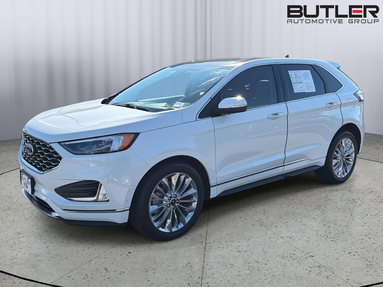 Used 2024 Star White Metallic Tri-Coat Ford Titanium image 2