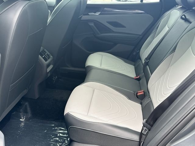 New 2026 Platinum Gray Metallic Volkswagen 2.0T SE R-Line Black image 21
