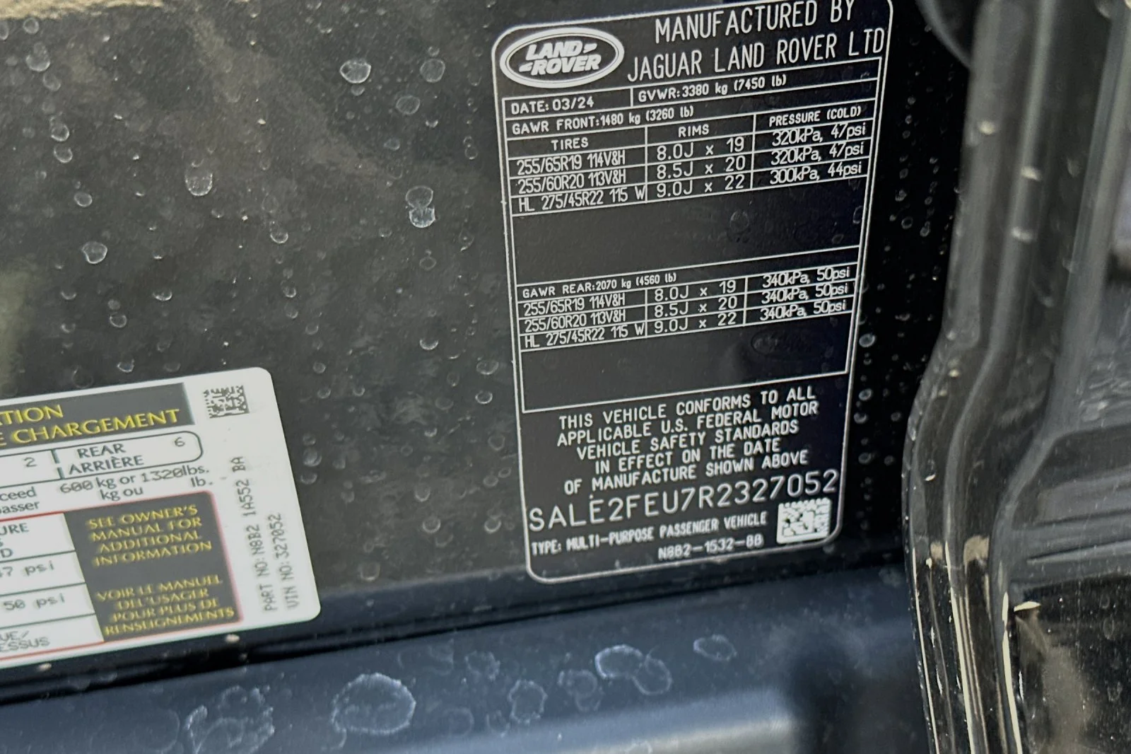 New 2024 Santorini Black Land Rover X-Dynamic SE image 26