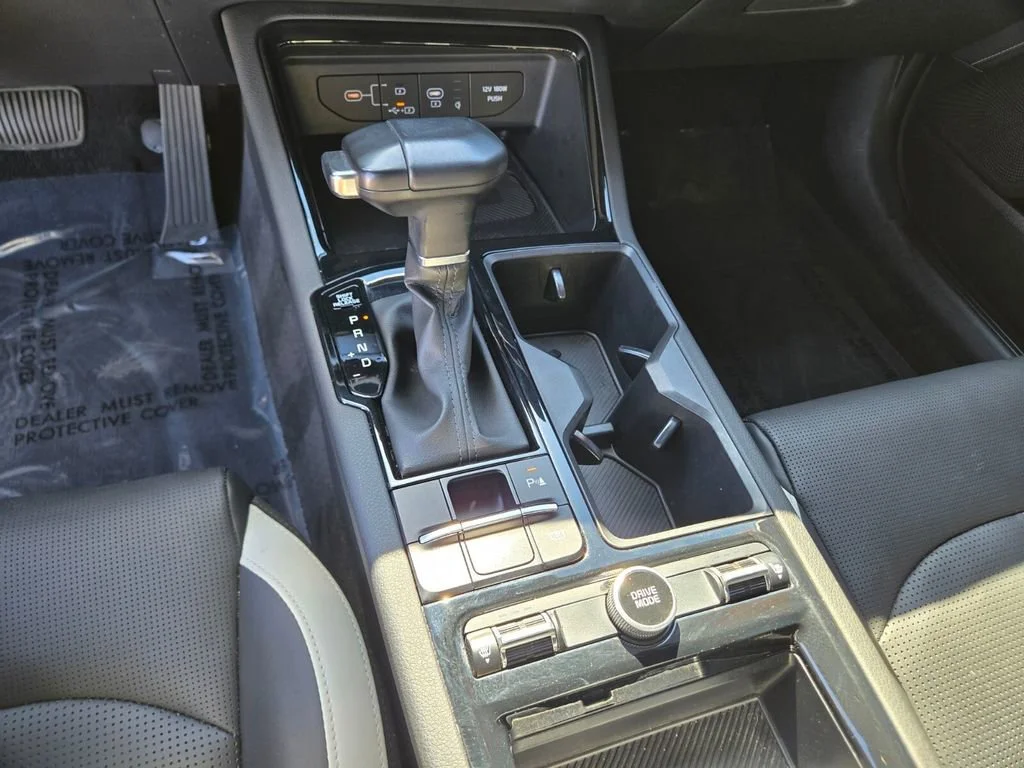 Used 2025 Wolf Gray Kia GT-Line image 22