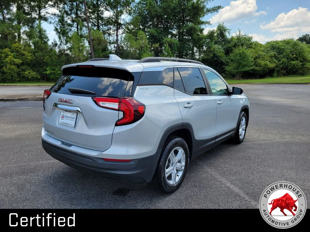 Used 2022 Silver GMC SLE image 5