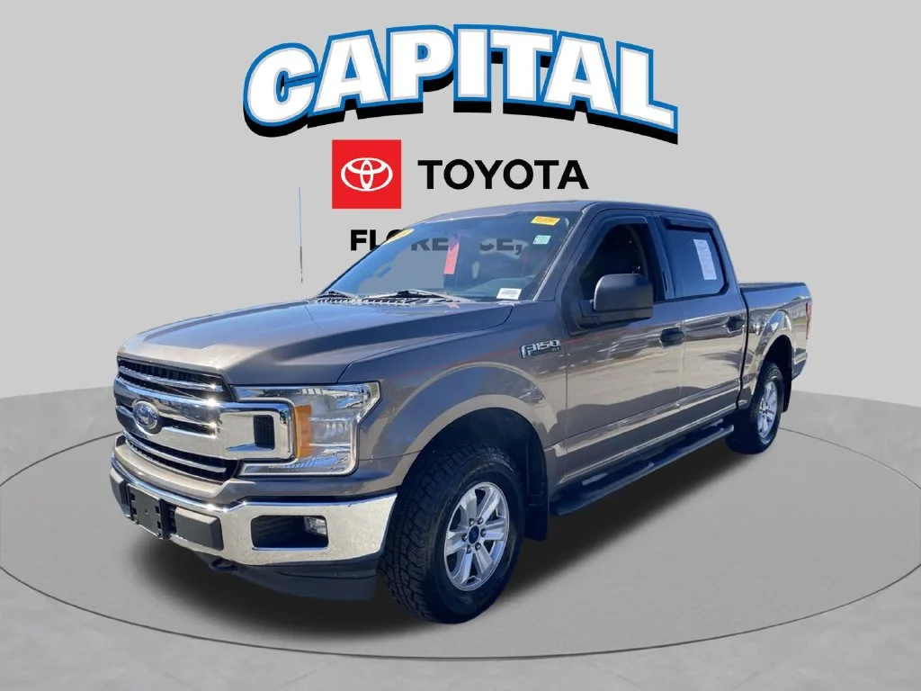Used 2018 Gray Ford XLT image 2