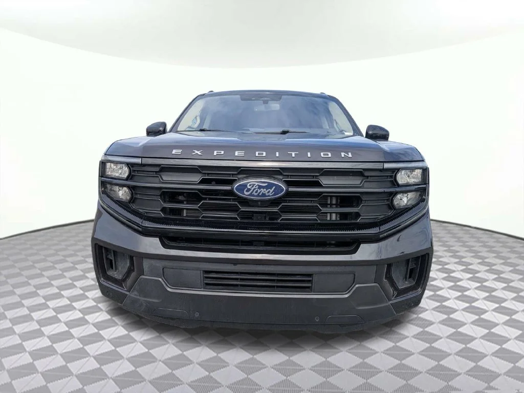Certified Used 2025 Gray Metallic Ford Active image 8