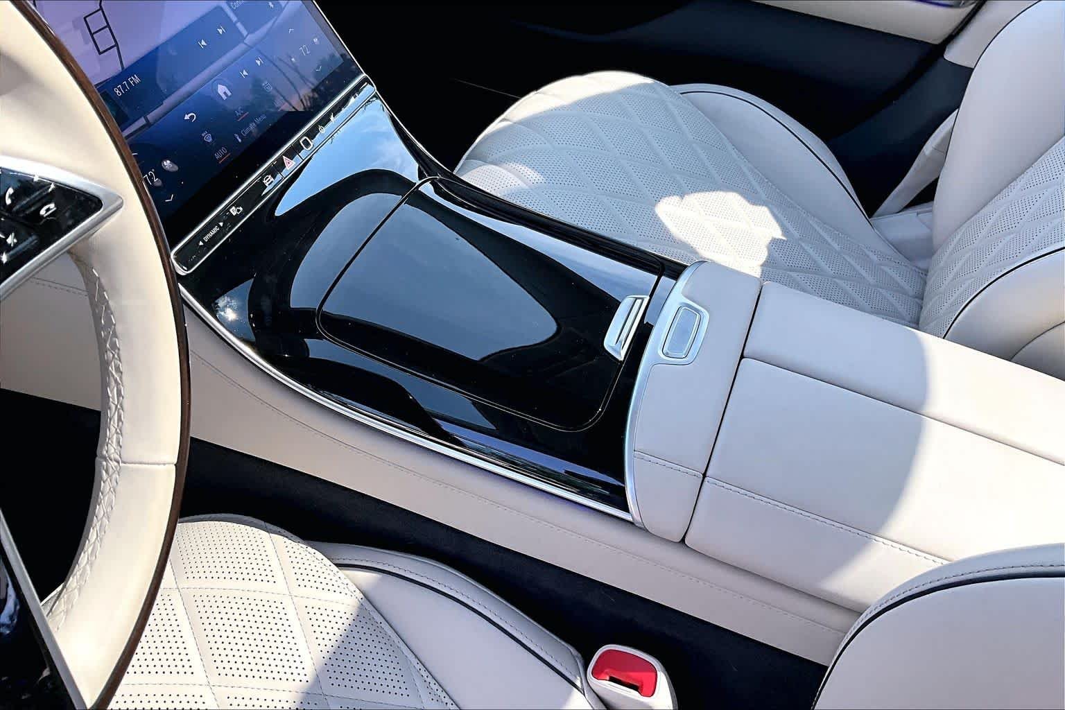 Used 2025 Black Mercedes-Benz S 580 image 16